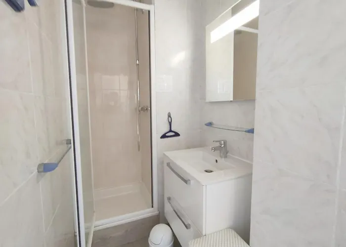 Appartamento T1 Au Calme Avec Clim Et Parking Privé - Fr-1-503-171 *